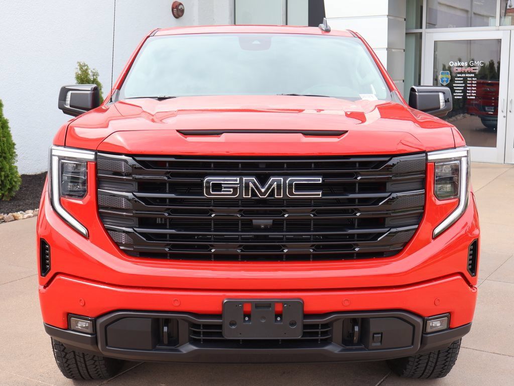 Certified 2025 GMC Sierra 1500 Elevation AWD/4WD image 2