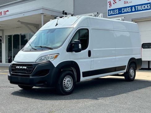 Used 2024 RAM ProMaster 2500 FWD image 3
