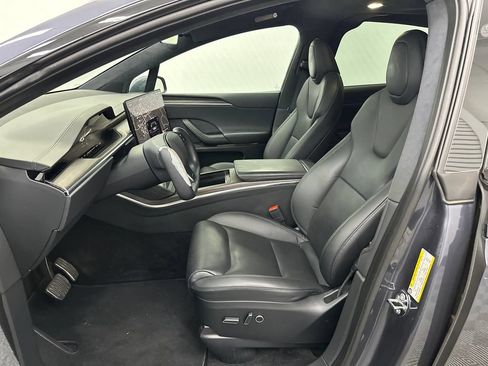Used 2023 Tesla Model X AWD/4WD image 9