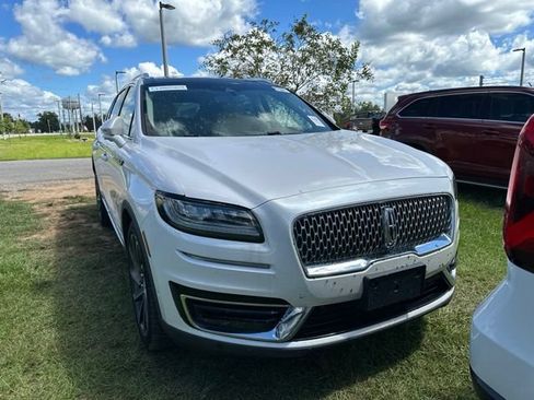 Used 2019 Lincoln Nautilus Reserve FWD image 13