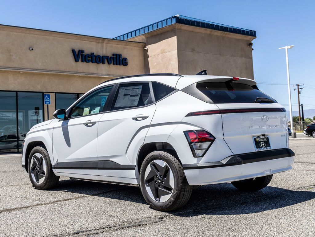 New 2025 Hyundai Kona SEL FWD image 6