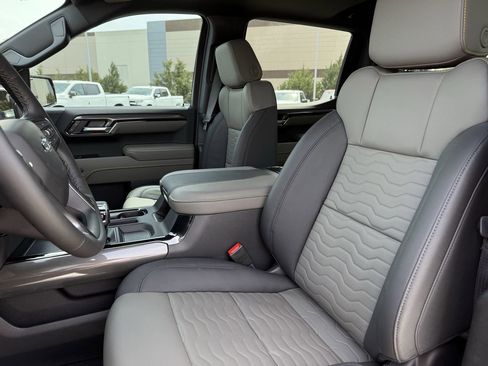 New 2026 Chevrolet Silverado 1500 ZR2 image 18