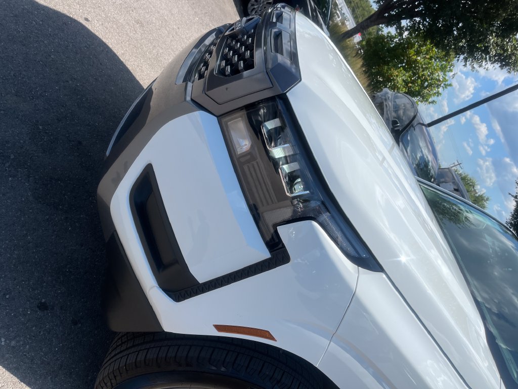 Certified 2026 Nissan Frontier SV w/ All-Weather Content Package AWD/4WD image 35