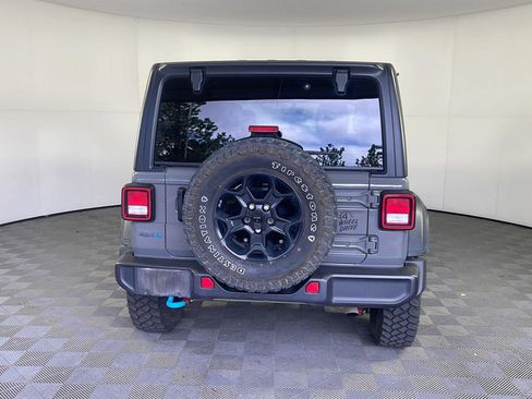 Used 2023 Jeep Wrangler Unlimited w/ Cold Weather Group AWD/4WD image 8