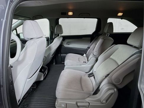 Used 2018 Honda Odyssey EX image 22