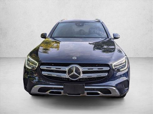 Used 2022 Mercedes-Benz GLC 300 4MATIC w/ Premium Package Lite image 2
