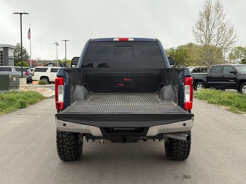 Used 2019 Ford F250 Lariat w/ Lariat Value Package AWD/4WD image 12