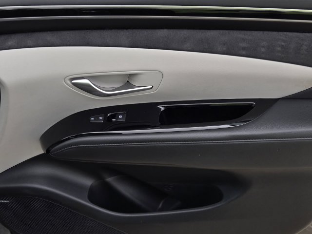 Used 2022 Hyundai Tucson Limited AWD/4WD image 8