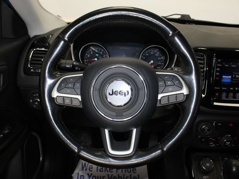 Used 2020 Jeep Compass Limited AWD/4WD image 19