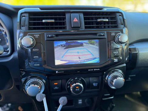 Used 2016 Toyota 4Runner 4WD image 37