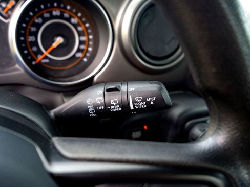 Used 2023 Jeep Wrangler Sport AWD/4WD image 18