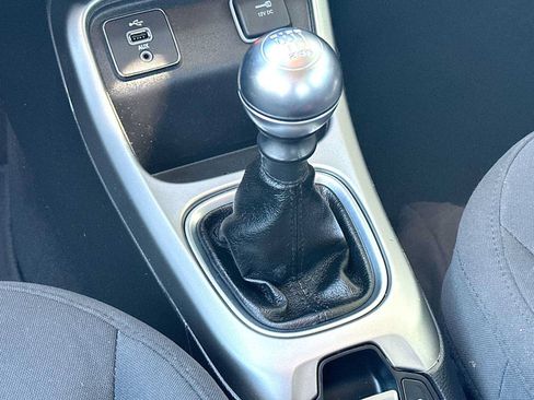 Used 2019 Jeep Compass Sport FWD image 21