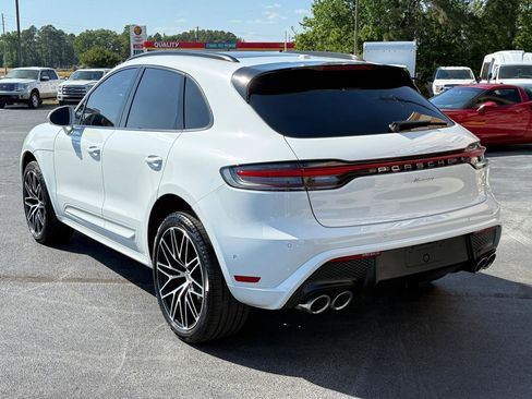 Used 2025 Porsche Macan AWD/4WD image 3