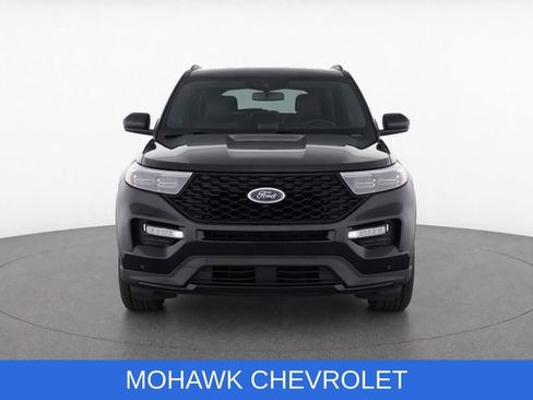 Used 2021 Ford Explorer XLT w/ Equipment Group 202A AWD/4WD image 6