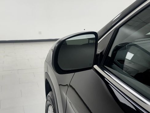 Used 2019 Jeep Cherokee Latitude w/ Popular Appearance Group image 28