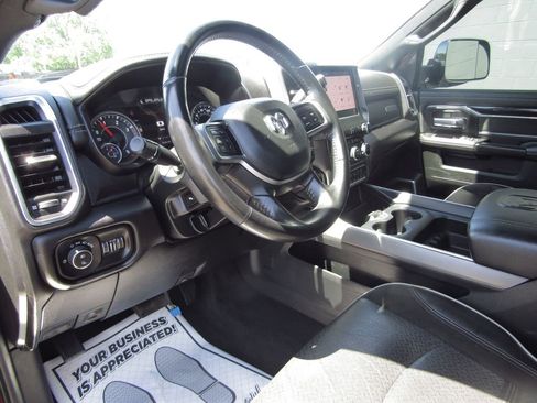 Used 2022 RAM 3500 Laramie AWD/4WD image 12