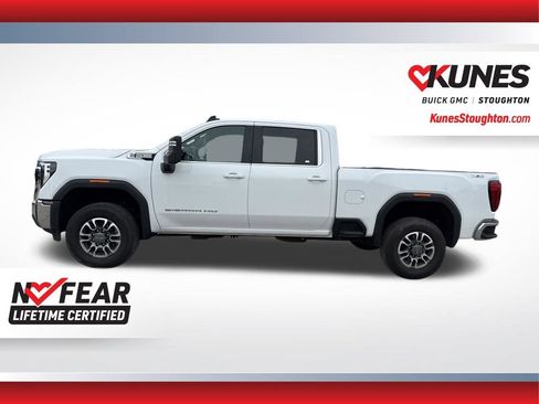Used 2025 GMC Sierra 3500 SLE w/ SLE Convenience Package image 8