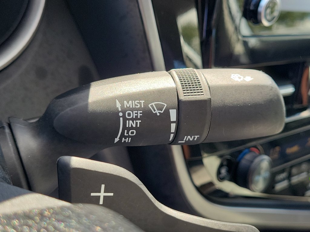 Used 2024 Toyota Camry SE FWD image 12