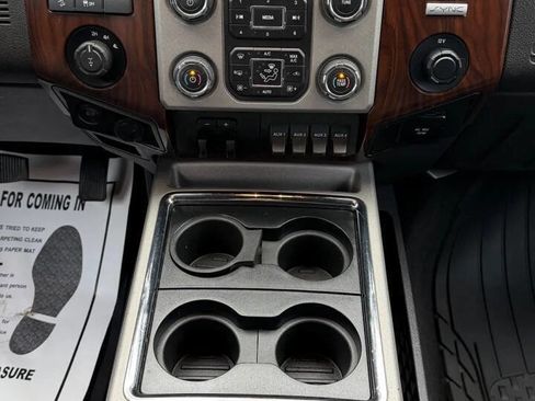 Used 2015 Ford F250 Lariat w/ Lariat Ultimate Package image 20