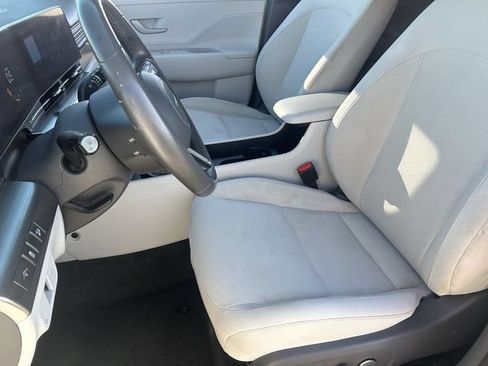 Used 2024 Hyundai Kona SEL AWD/4WD image 21