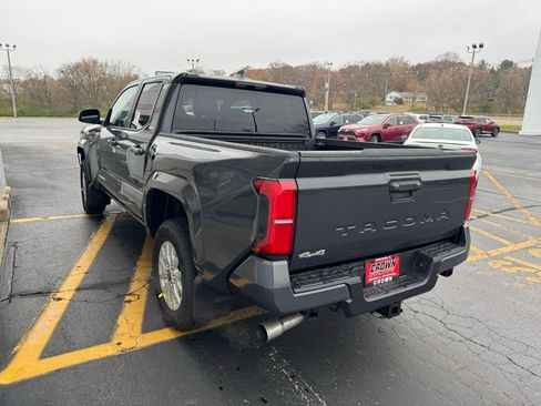 New 2025 Toyota Tacoma SR5 image 9