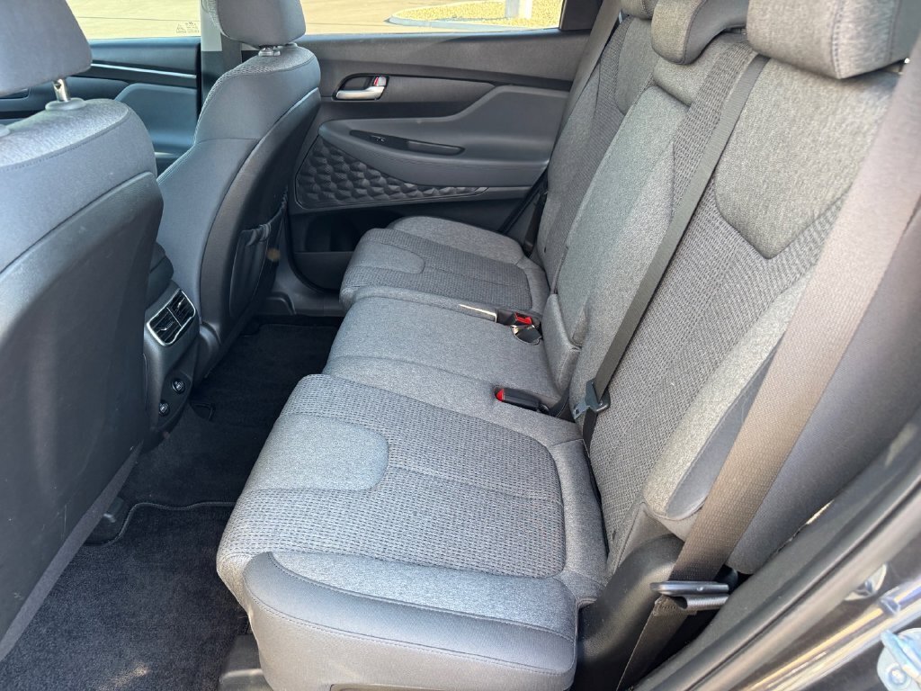 Used 2023 Hyundai Santa Fe SEL FWD image 13