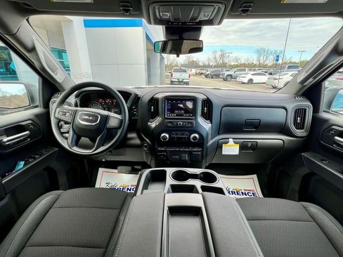 New 2026 GMC Sierra 1500 Pro image 2