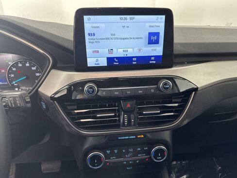 Used 2022 Ford Escape SE w/ Cold Weather Package FWD image 21
