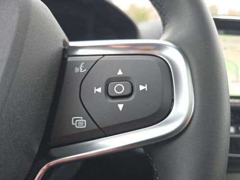 New 2026 Volvo XC40 B5 Plus w/ Climate Package AWD/4WD image 30