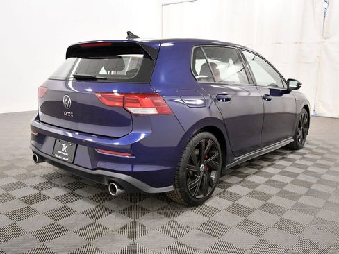 Used 2022 Volkswagen GTI SE FWD image 8
