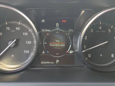Used 2018 Land Rover Discovery Sport SE AWD/4WD image 11