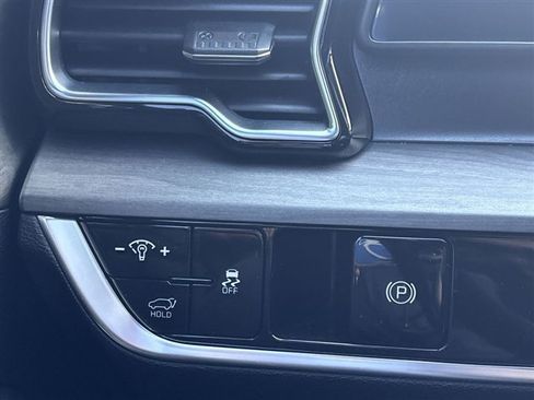 Used 2024 Kia Sportage X-Line w/ X-Line Premium Package image 18