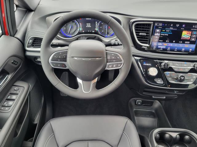 New 2027 Chrysler Pacifica Select FWD image 23