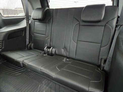 Used 2018 GMC Yukon SLT w/ Open Road Package image 6
