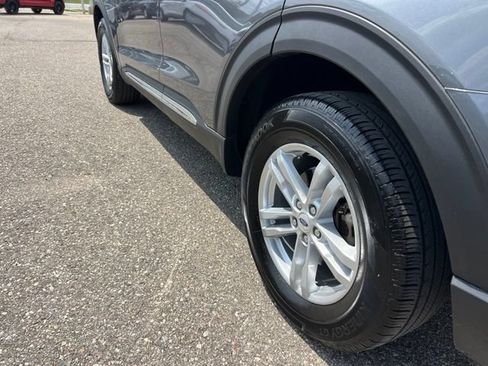 Certified 2023 Ford Explorer XLT w/ Equipment Group 202A AWD/4WD image 26