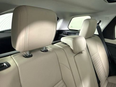 Certified 2025 Land Rover Discovery Sport S image 26