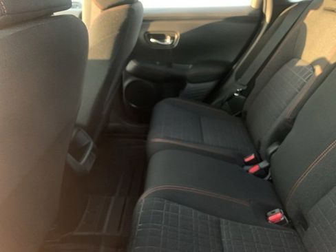 Used 2025 Honda HR-V Sport image 15