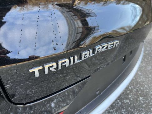 Used 2023 Chevrolet TrailBlazer LT w/ Convenience Package image 28
