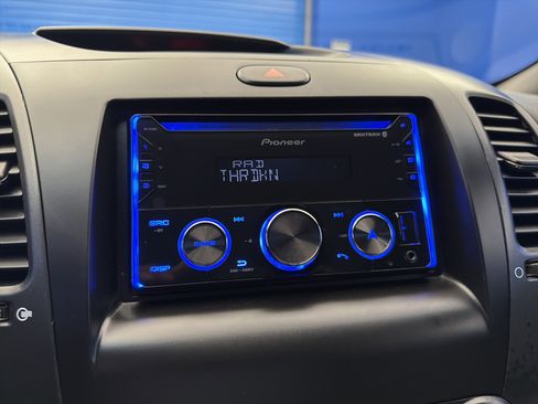 Used 2018 Kia Forte LX FWD image 19