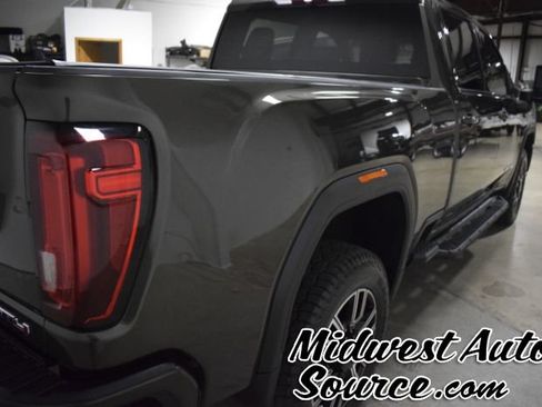 Used 2023 GMC Sierra 2500 AT4 w/ Gooseneck/5TH Wheel Package AWD/4WD image 6