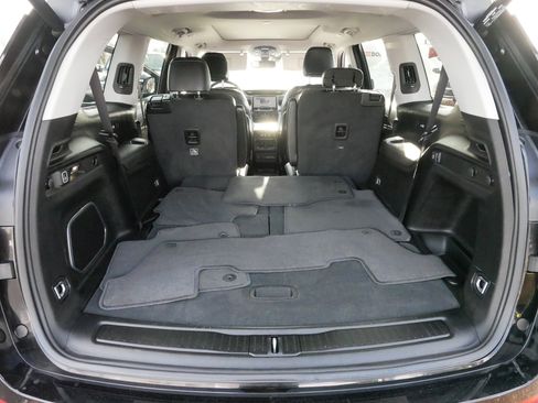 Used 2023 Jeep Grand Cherokee L Limited image 18