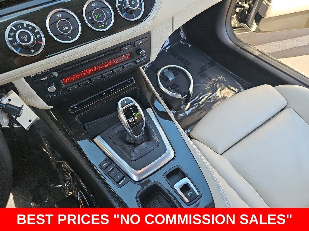 Used 2011 BMW Z4 sDrive35i RWD image 22