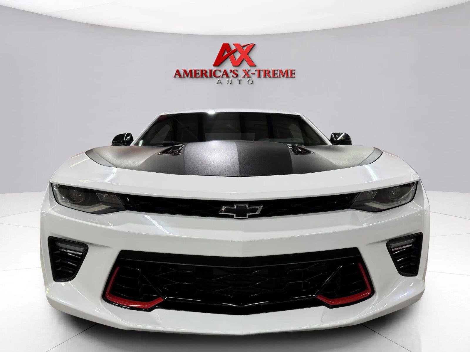 Used 2018 Chevrolet Camaro SS w/ Redline Edition RWD image 10