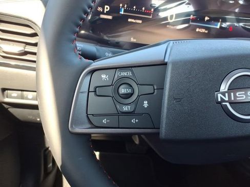 New 2026 Nissan Sentra SR FWD image 9