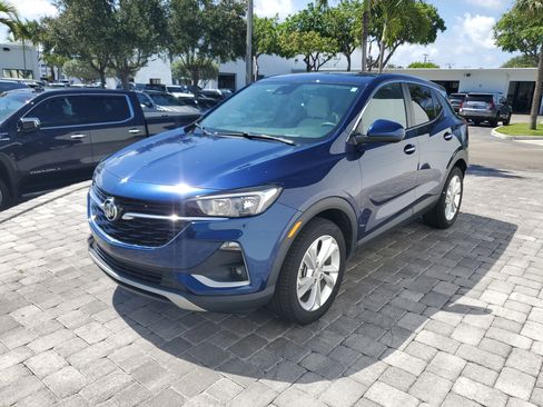 Used 2023 Buick Encore GX Preferred FWD image 3