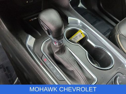 Used 2024 Chevrolet Traverse Premier w/ Redline Edition AWD/4WD image 16
