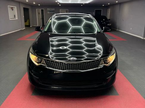 Used 2016 Kia Optima EX w/ Premium Package FWD image 3