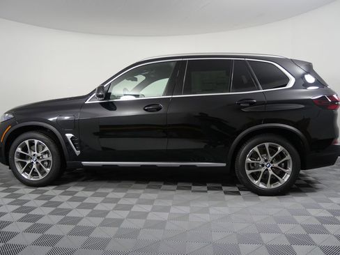 Used 2025 BMW X5 xDrive50e image 7