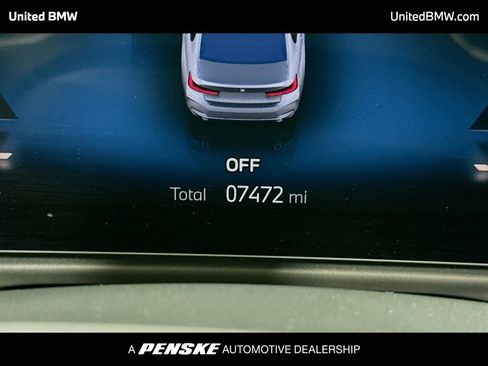 Certified 2025 BMW 330i Sedan image 7