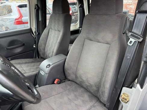 Used 2003 Jeep Wrangler Rubicon AWD/4WD image 6